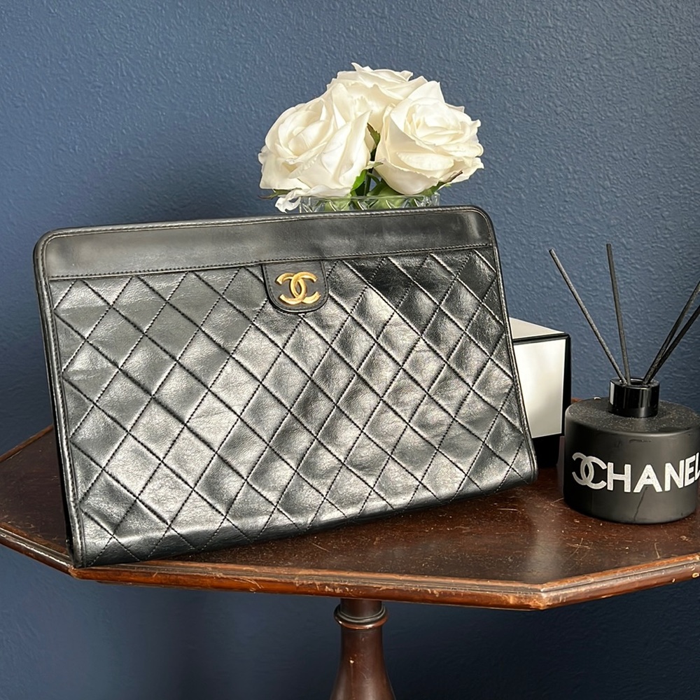 Authentic CHANEL Calf Skin CoCo l Cluch Bag Purse Black